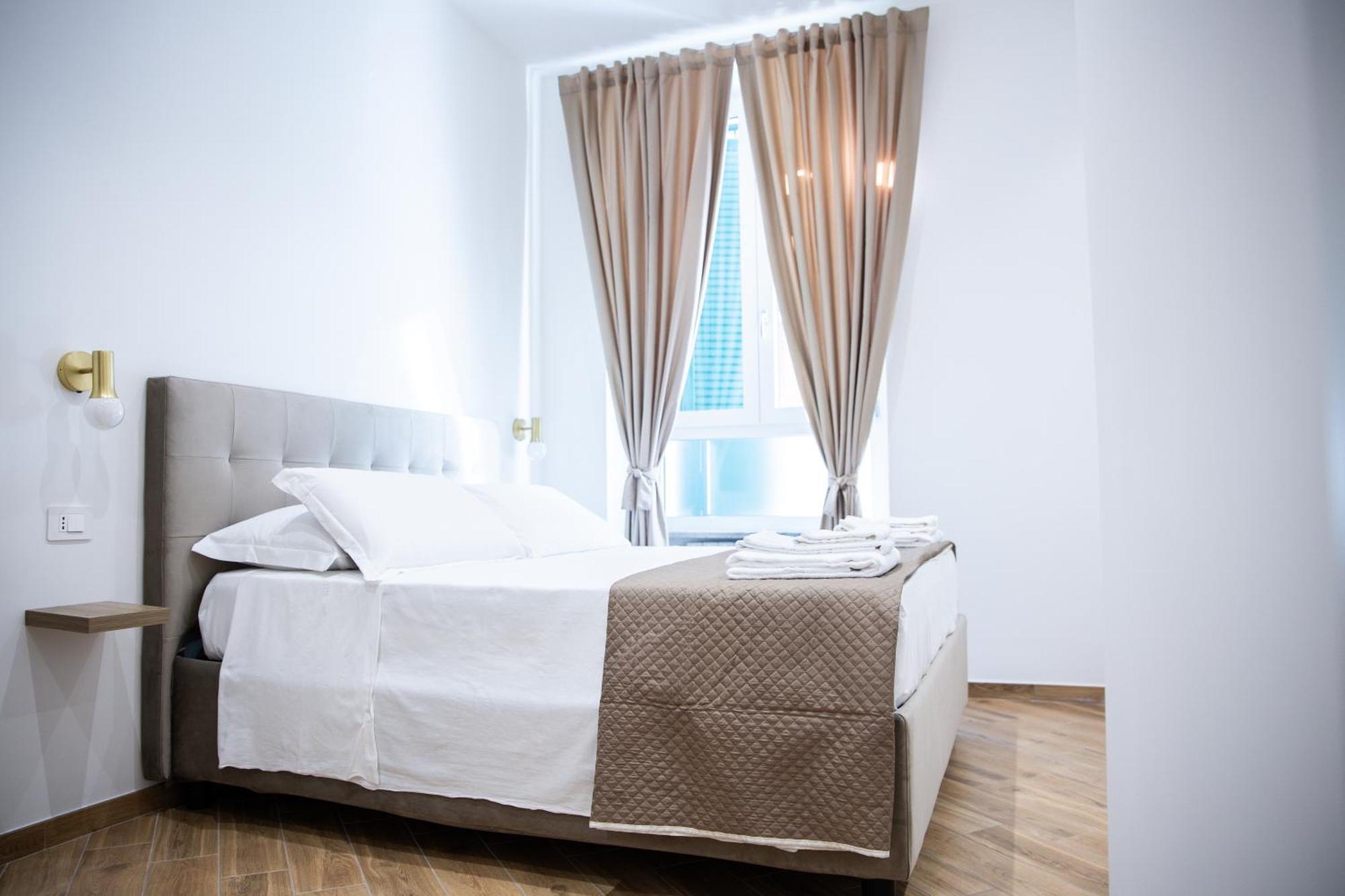 Dimora Diaz B&B Naples Exterior photo